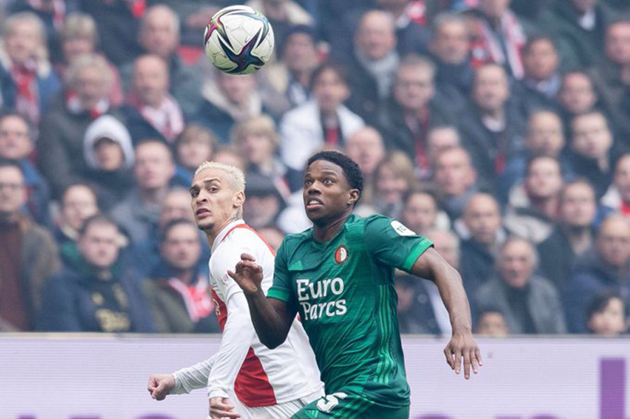 在此背景下 在此背景下