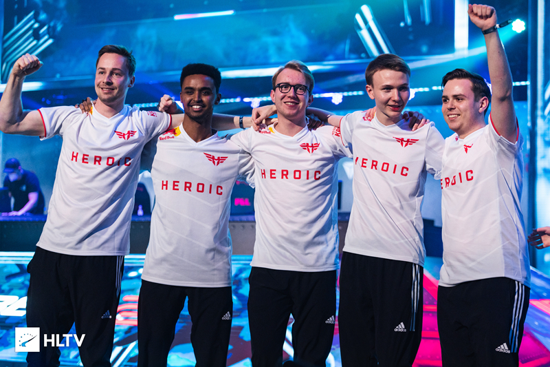 传球之间诞 传球之间诞